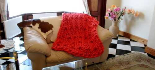 giant knitted blanket