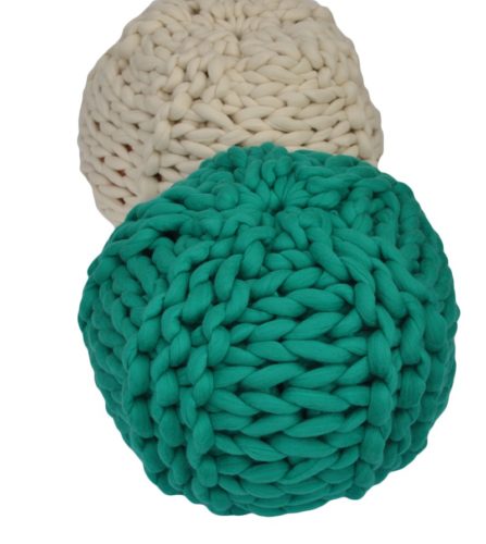 arm knitting pouffe tutorial