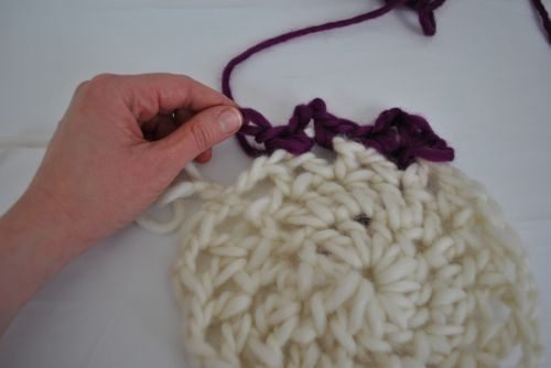 finger crochet starburst blanket